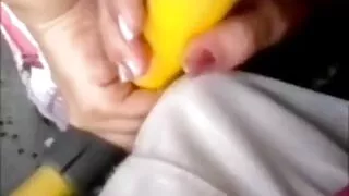 ক্যাম্পিং তাঁবুতে এক ...