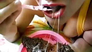 উল্কি এবং ছিদ্র করা  ...