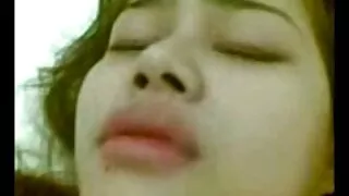 তার পাছায় চুম্বন উল ...