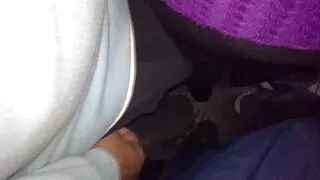 পায়ে স্বর্ণকেশী tra ...