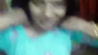 সাবানযুক্ত এশিয়ান ব ...